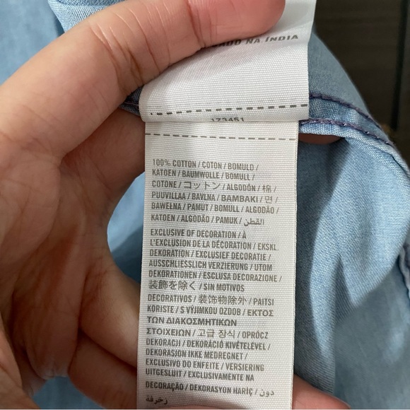 Abercrombie and Fitch Denim Button Down Shirt - Picture 3 of 4